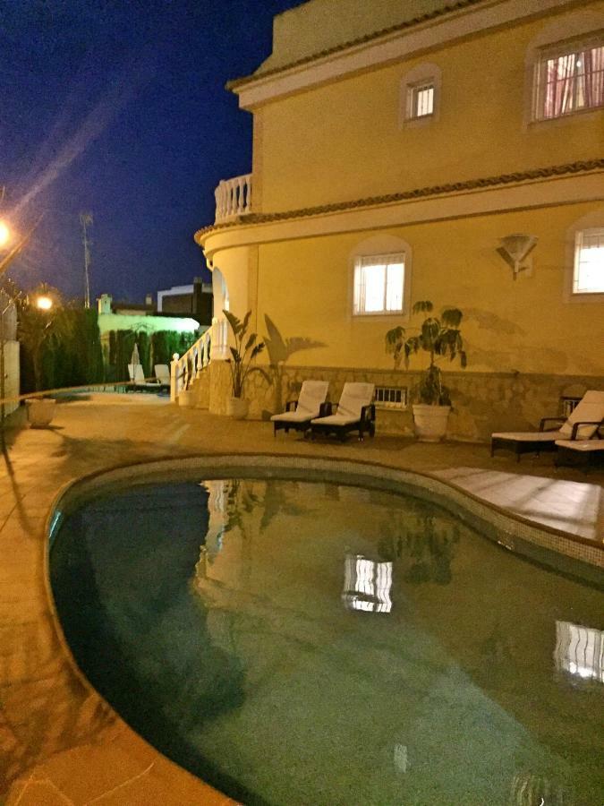 Vickys Villa Puerto Marino Екстер'єр фото